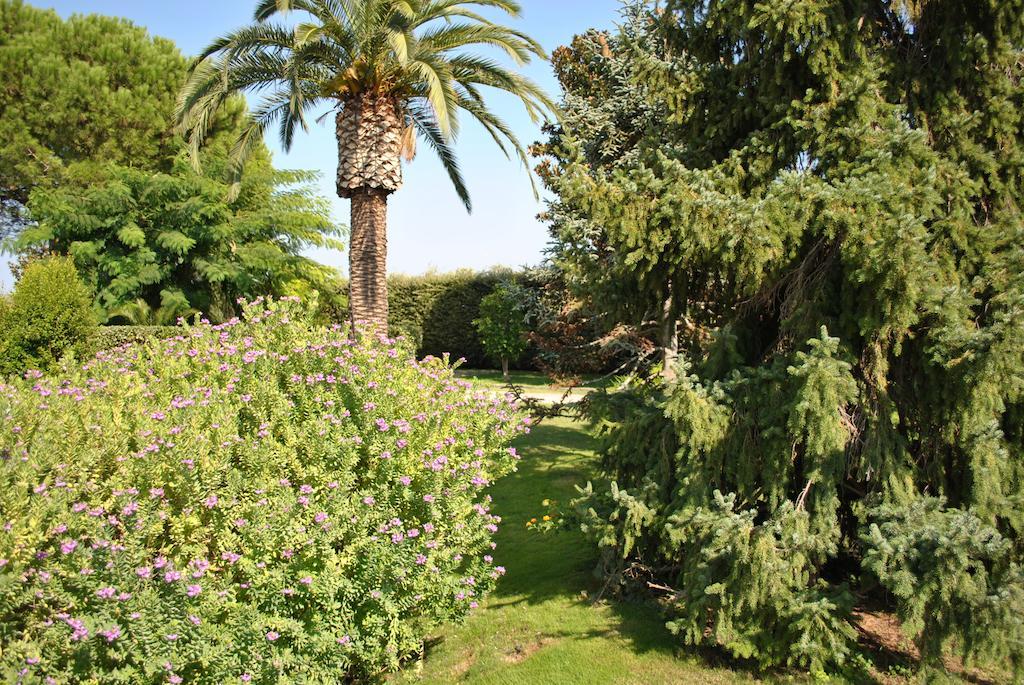 Bed and Breakfast Chic & Country Lecce Zewnętrze zdjęcie
